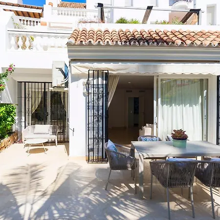 Elviria Playa White Pearl Apartment *