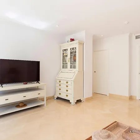 Apartment Elviria Playa White Pearl *